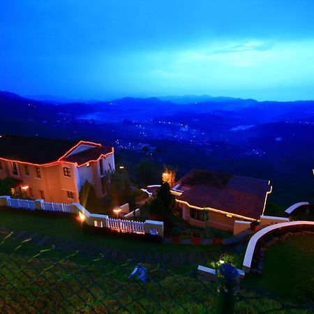 Mountain Retreat - A Hill Country Resort Утакаманд Экстерьер фото